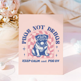 Roligt Retro Pug "Pugs Not drugs" Bubblegum Rosa Vykort