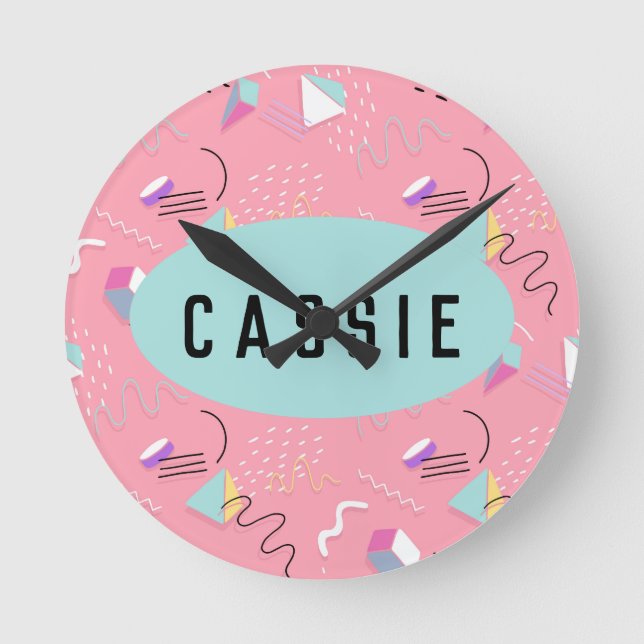 Roligt Rosa 1990-talets bakåtgrafik Rund Klocka (Framsida)