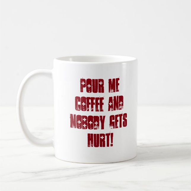Roligt rött och svart typografimeddelande kaffemugg (Vänster)