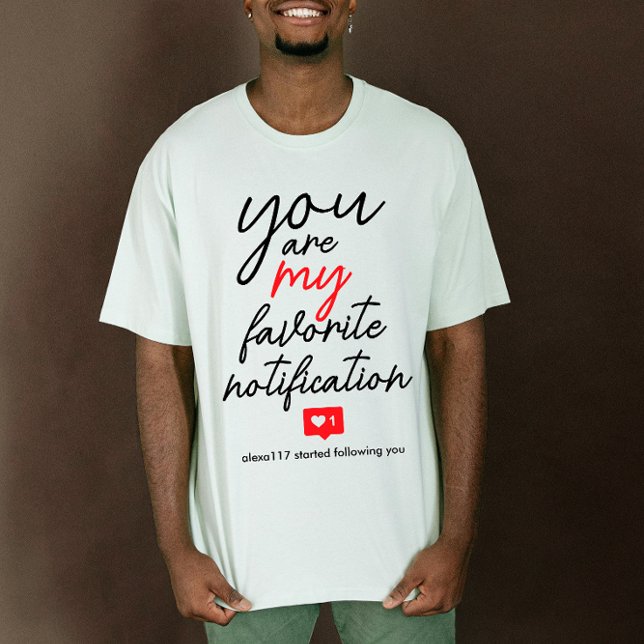 Roligt Rött Svart Kärlek Digitalt Socialt Media Ma T Shirt (Skapare uppladdad)