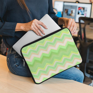 Roligt Sommar Orange Lime Green Ikat Zigzag Mönste Laptop Sleeve