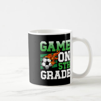Roligt spel på 5:e klass fotboll Sport tillbaka ti Kaffemugg