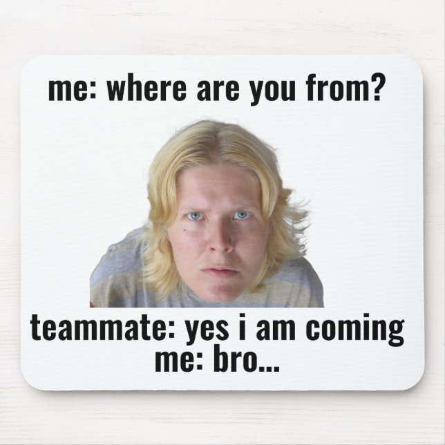 Roligt Spelande Meme Musmatta - "Ja, jag kommer" (Framsidan)