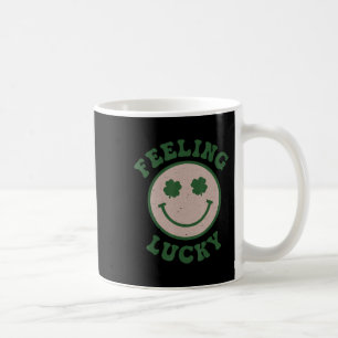Roligt St Patrick Day känner Lucky Smile Ansikte M Kaffemugg