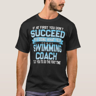 Roligt Swimming Coach Meme - Funny Swimmer Saming T Shirt