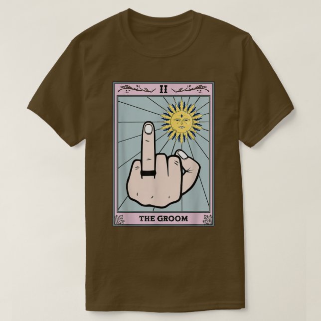 Roligt Tarotkort för Män Brudgum Bröllopsfest Pres T Shirt (Design framsida)