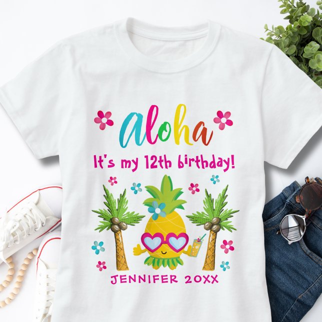 Roligt Tropical Pineapple Luau Födelsedagsfest T Shirt (Skapare uppladdad)