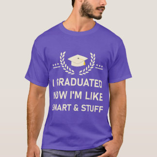 Roligt universitets gymnasieexamen present seniore t shirt