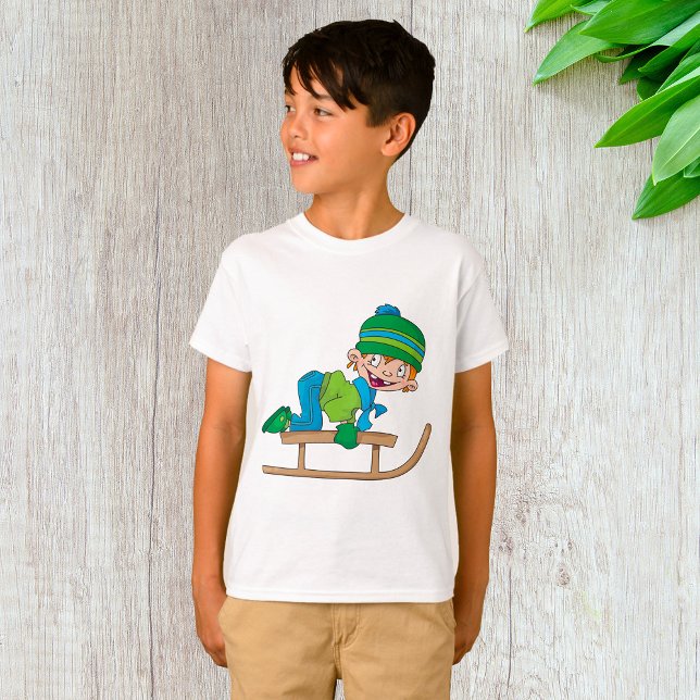 Roligt Winter Sledding Boy Cute Snö Äventyr T Shirt (Skapare uppladdad)