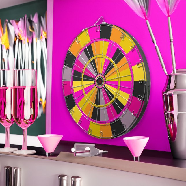 Roligten för spelrum i Shock rosa Black och Guld Darttavla (Skapare uppladdad)
