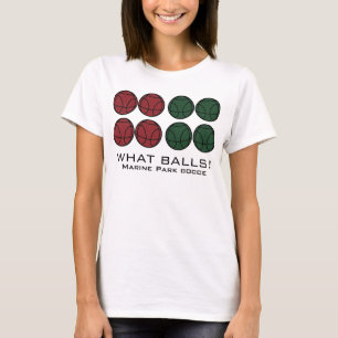 ROLIGTEN TAR PÅ DEN UNDERBARA BOCCE-SPELEN - VAD B T SHIRT