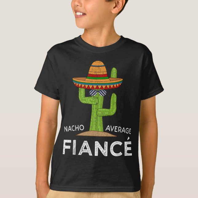 Roligtens Superskoj-Förlovning ger honom ett fanta T Shirt (Framsida)