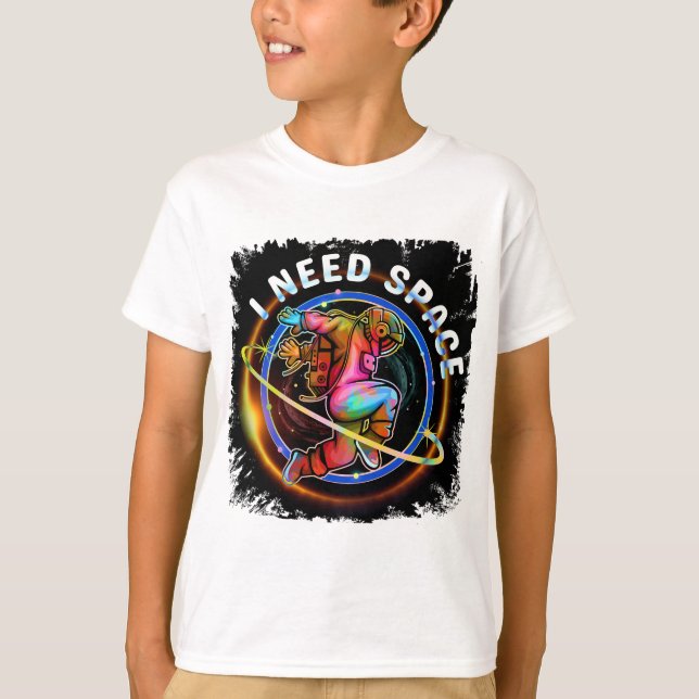 ROLIKT JAG BEHÖVER RYMD ASTRONAUT GALAX T SHIRT (Framsida)