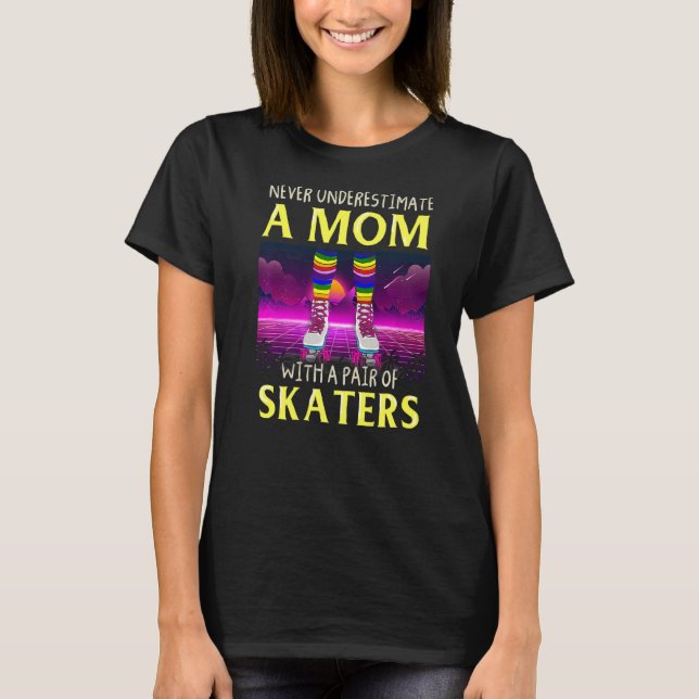 Roller Skates Rollerskating Eighties Outfit 70s P T Shirt (Framsida)