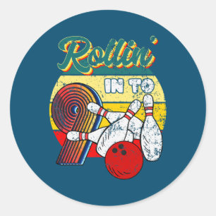 Rollin i 9 Bowling Födelsedagsfest 9: e födelsedag Runt Klistermärke