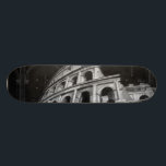 Roman Colosseum med Architectural Teckning Skateboard Bräda 20,5 Cm<br><div class="desc">En bild av den romerska kolosseum som är fullgjord med arkitektoniskt teckning av stift. En av de sju nya världsdelarna,  stil i byggnaden,  påverkar fortfarande den moderna utformningen. En underbar gåva till någon som kärlek arkitektur eller studerar gammalt Rom.</div>