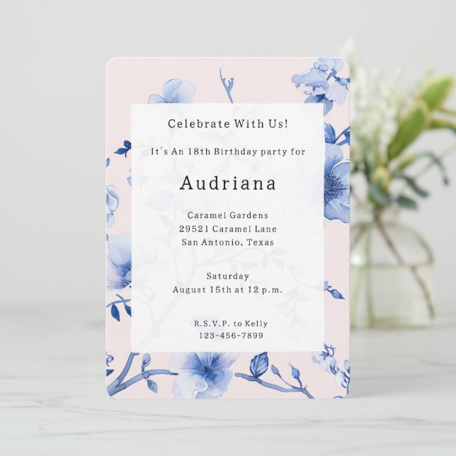 Romantic Blush Blue Floral Birthday Inbjudningar (Stående Fram)