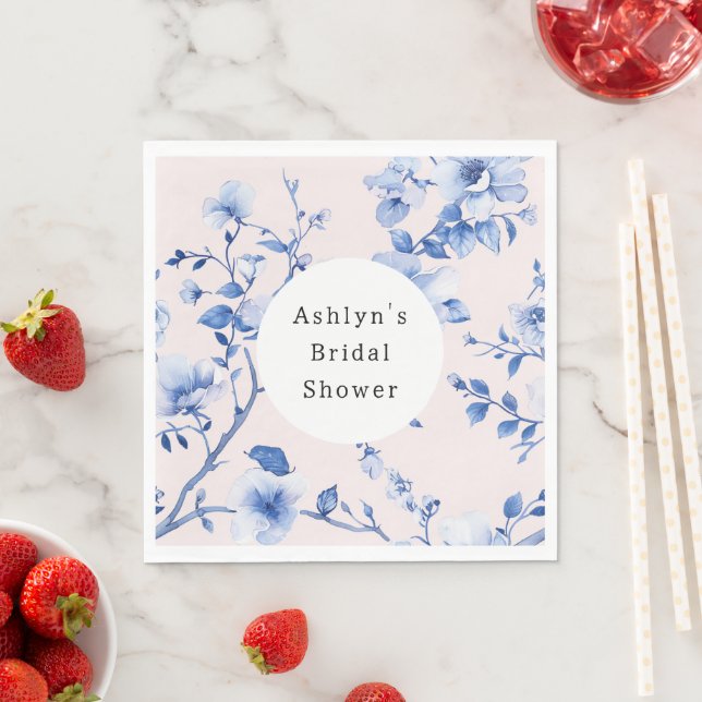 Romantic Blush Blue Floral Bridal Shower Pappersservett (Insitu)