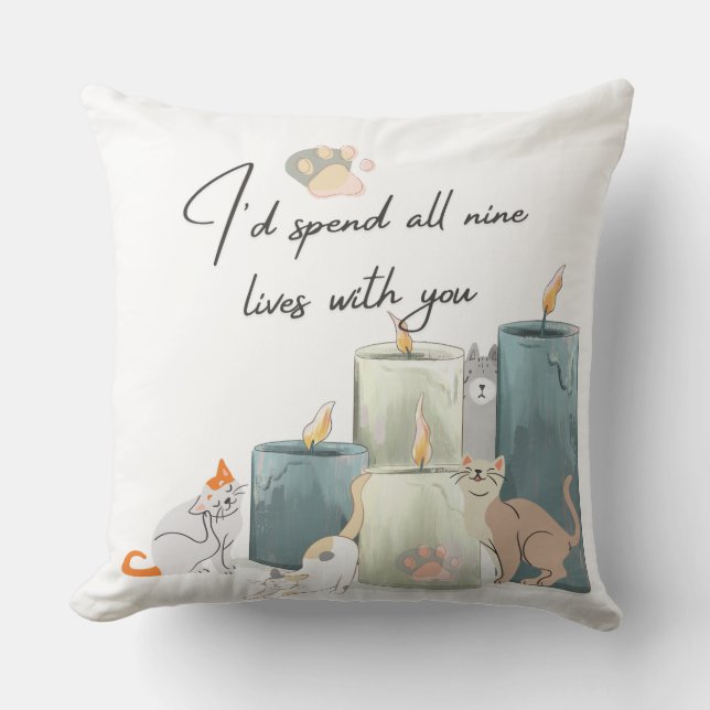 "Romantic Cat-Themed Decorative Pillow Design" Kudde (Framsida)
