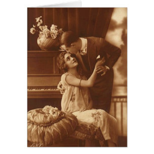Romantic Couple Embrace Funny Sepia-årsdag OBS Kort