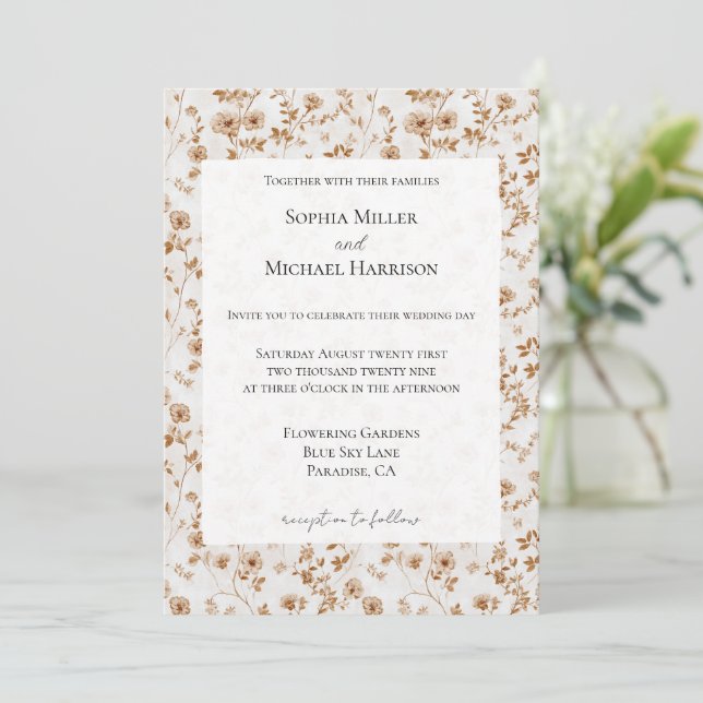 Romantic Cream Brown Floral Wedding Inbjudningar (Stående Fram)