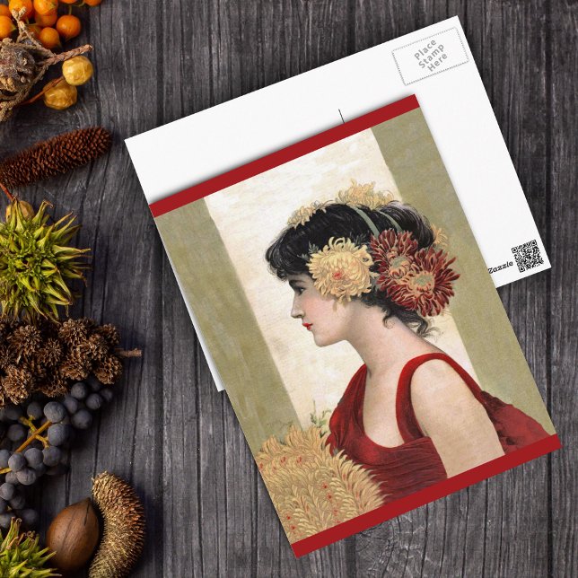 Romantic Dam i rött vykort (Vintage lady in red dress pretty red and yellow flowers in hair on postcard.)