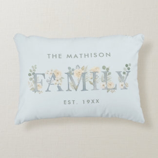 Romantic Dusty Blue Floral Family Monogram MH26 Prydnadskudde