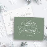 Romantic God jul Script Silky Sage Grönt Vykort<br><div class="desc">Det här enkla julkortet har elegant och romantisk,  snabbt kalligrafibrev med en vinter-berusbukett och anpassningsbar på baksidan. Om du vill ha en mer avancerad anpassning av den här designen klickar du på BLUE DESIGN VERKTYG ovan!</div>