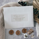 Romantic Guld Calligraphy Guest Adressetiketters Klistermärken<br><div class="desc">De romantiska guld-kalligraferna bröllop-gästadressetiketterna är perfekt för ett enkelt bröllop. Den moderna klassiska designen har finare-snurrar och vitaktiga blomningar med elegant elegant-handskriven faux champagne guld-folie-typografi. Anpassa varje etikett med gästernas namn och adress. 21 etiketter per lakan. Lägg till varje lakan som du behöver i din vagn individuellt. Varje enskild etikett...</div>