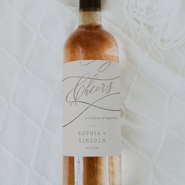 Romantic Guld Calligraphy | Ivory Cheers Bröllop Vinflaska Etikett (Skapare uppladdad)