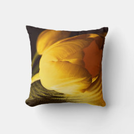Romantic Gult Tulip Kudde