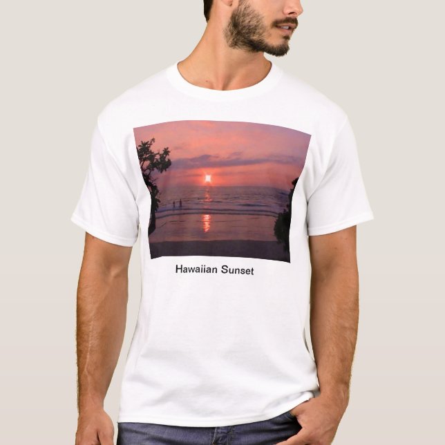 Romantic Hawaiian Sunset Ocean Beach T-shirt (Framsida)