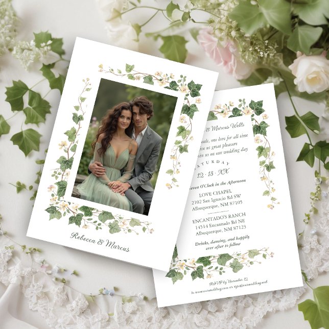 Romantic Ivy and Floral Frame Wedding Photo Inbjudningar (Romantic Ivy and Floral Frame Wedding Photo Invitation Cards.)