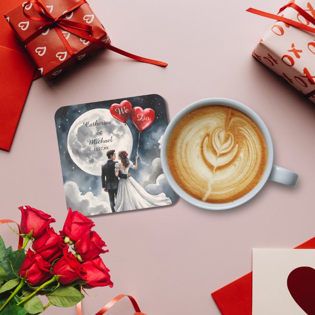 Romantic Kärlek på Cloud Nine Fairytale Bröllop Underlägg Papper Kvadrat (Front view sweethearts under midnight sky moon stars with red hearts On Cloud Nine Wedding Coaster)