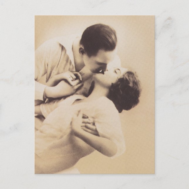 Romantic Love Couple Kissing vintage illustration Vykort (Framsida)