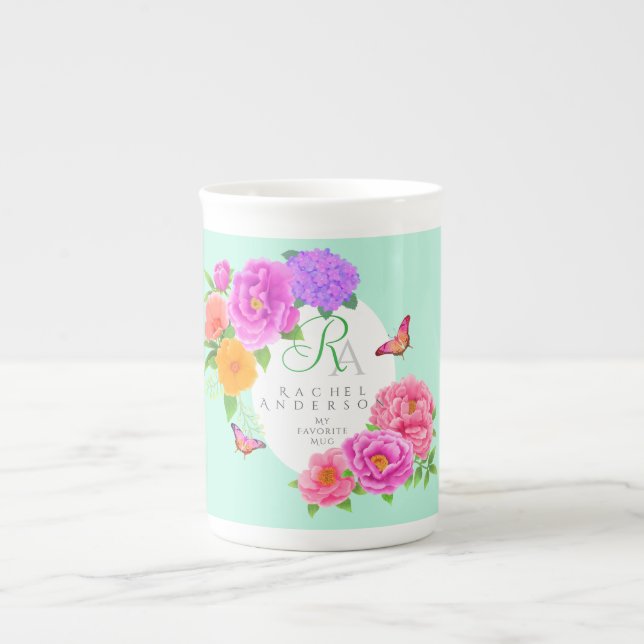Romantic Monogram Peonies Garden Grönt Benporslin Mugg (Framsidan)
