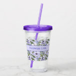 Romantic Periwinkle Blommigts Lavender Flower Girl Take Away Mugg<br><div class="desc">Den här vackra bröllopsfesten och presenten för blomman har en romantisk periwinkle-blommigt och grönt botanicals mönster på lavender-bakgrunden. Mörkare lila-skriptkalligrafi och serif-teckensnittstypografi för din händelseinformation som är kapslad på en ramad lavender-etikett som rektangel för läsbarhet. Den här elegant- och chic-blommans favoritgåva kommer att lägga till detaljer och dekorationer om och...</div>