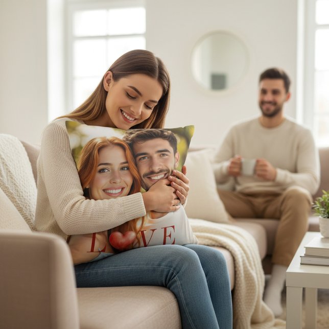 Romantic Photo Love Heart Valentine Couple Throw  Kudde (Skapare uppladdad)