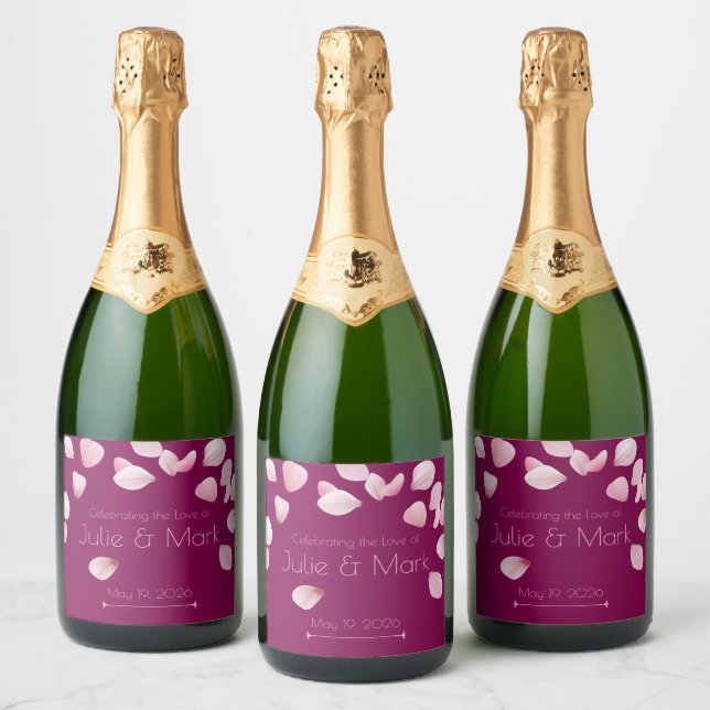 Romantic Pink Petals Custom Champagne Label (Flaskor)