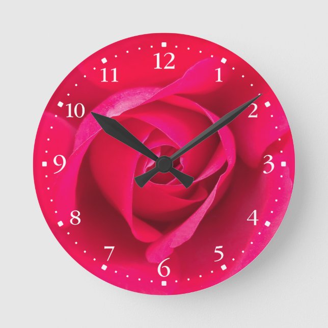 Romantic Red Pink Rose v2 Rund Klocka (Framsida)