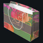 Romantic Ro Monogram<br><div class="desc">Om hon kärlek rosor,  romantiska pinkar och gröntar,  särskilt på sina handväskor och tuttar,  så kanske Zazzles tuttar som donerar min ursprungliga grafik från ro bara är den gåva du är tittar för!</div>