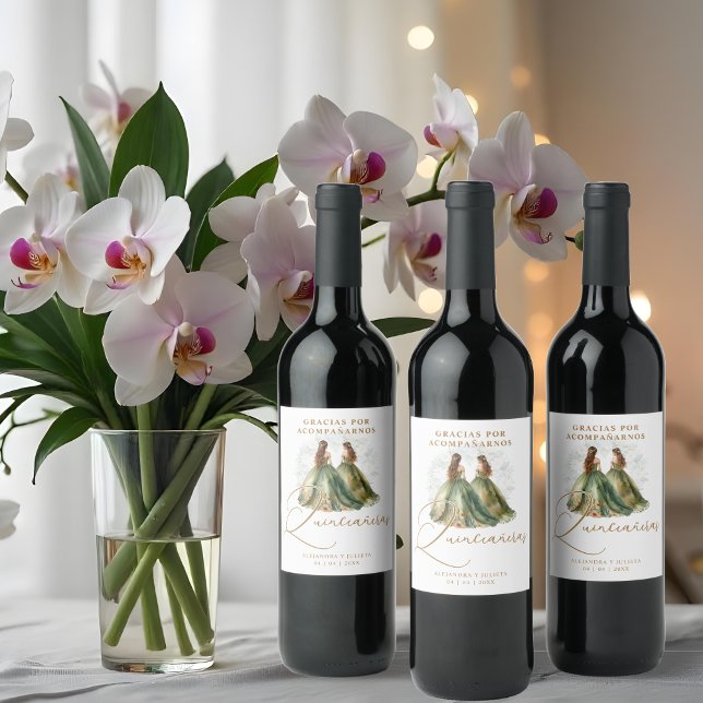 Romantic Spanish Quinceañeras Twins Dolls Green Vinflaska Etikett (Romantic Spanish Quinceañeras Twins Dolls in Green and Brown Shades Wine Labels. )