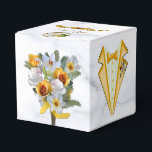 Romantic Tropical Bröllop Presentaskar<br><div class="desc">Vibranta,  romantiska,  vita chic av blankt löv med grönt med ett handflatan vår vibe med lekande vitt silke och två bröllop ringar</div>
