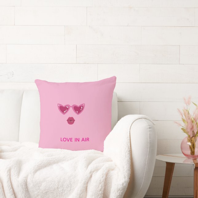 Romantic Valentine Graphic Heart Glasses & LipsTee Kudde (Soffa)