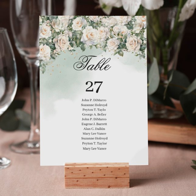 Romantic vit ros Eucalyptus Greenery och Guld Bordsnummer (Romantic white roses Eucalyptus Greenery and Gold wedding table number with guest names)