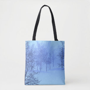 Romantik i ett Mystical Winter Skogen på en Tygkasse