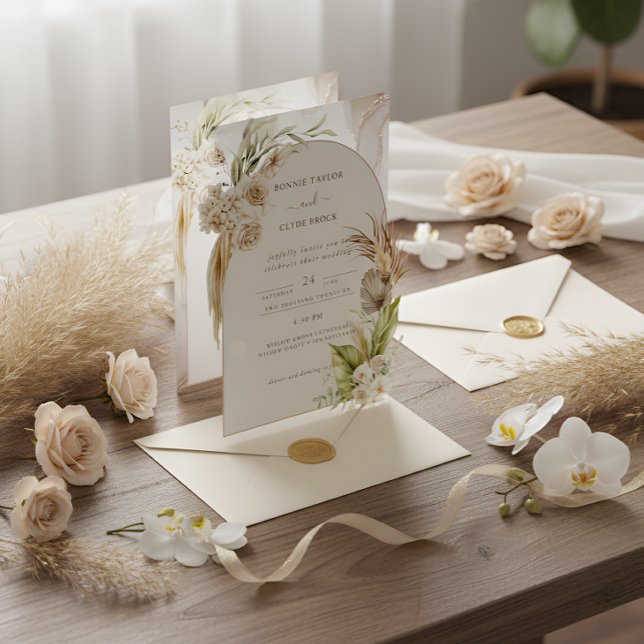 Romantisk blommig charm kräm och brun inbjudan (Skapare uppladdad)