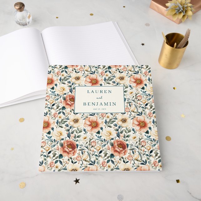 Romantisk blomsterdesign i persikoton gästböcker (Framsidan öppen)