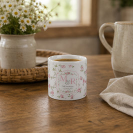 Romantisk blomsterinitial | Vintage Cottagecore Espressomugg