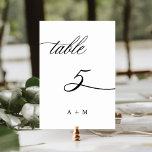 Romantisk kalligrafi Bröllop 5. Bordsnummer<br><div class="desc">Bord 5. Kontrollera alla tillgängliga nummer. | Romantiskt och elegant snabbt kalligrafi bröllop bordsnummer med initialer. Om du vill ha en mer avancerad anpassning av den här designen klickar du på BLUE DESIGN VERKTYG ovan!</div>